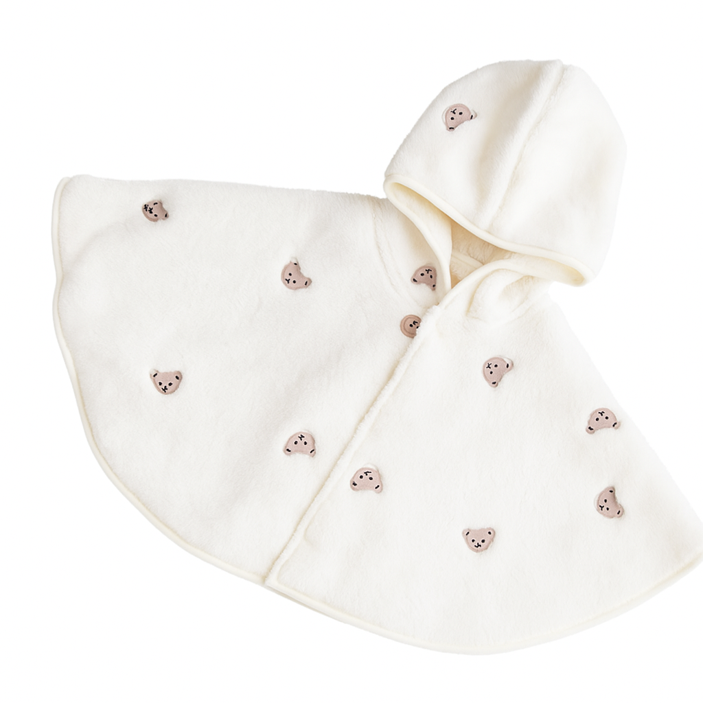 Poncho d’hiver bébé – Chaleur et sécurité pour les trajets en voiture